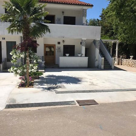 Apartments Markas Malinska Εξωτερικό φωτογραφία