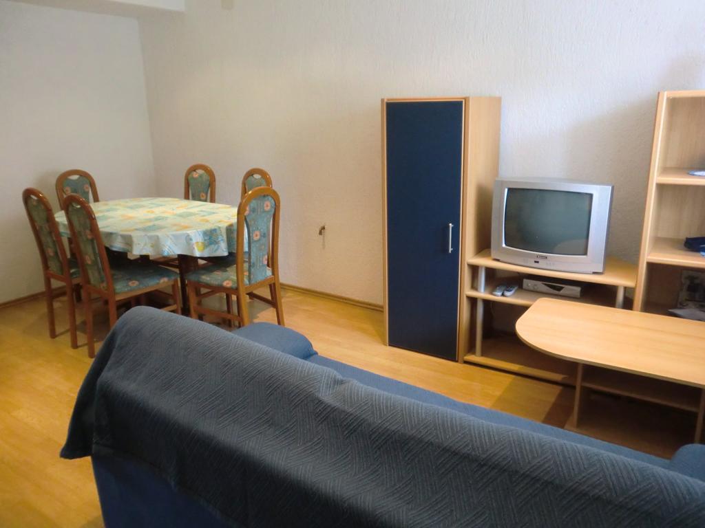 Apartments Markas Malinska Εξωτερικό φωτογραφία